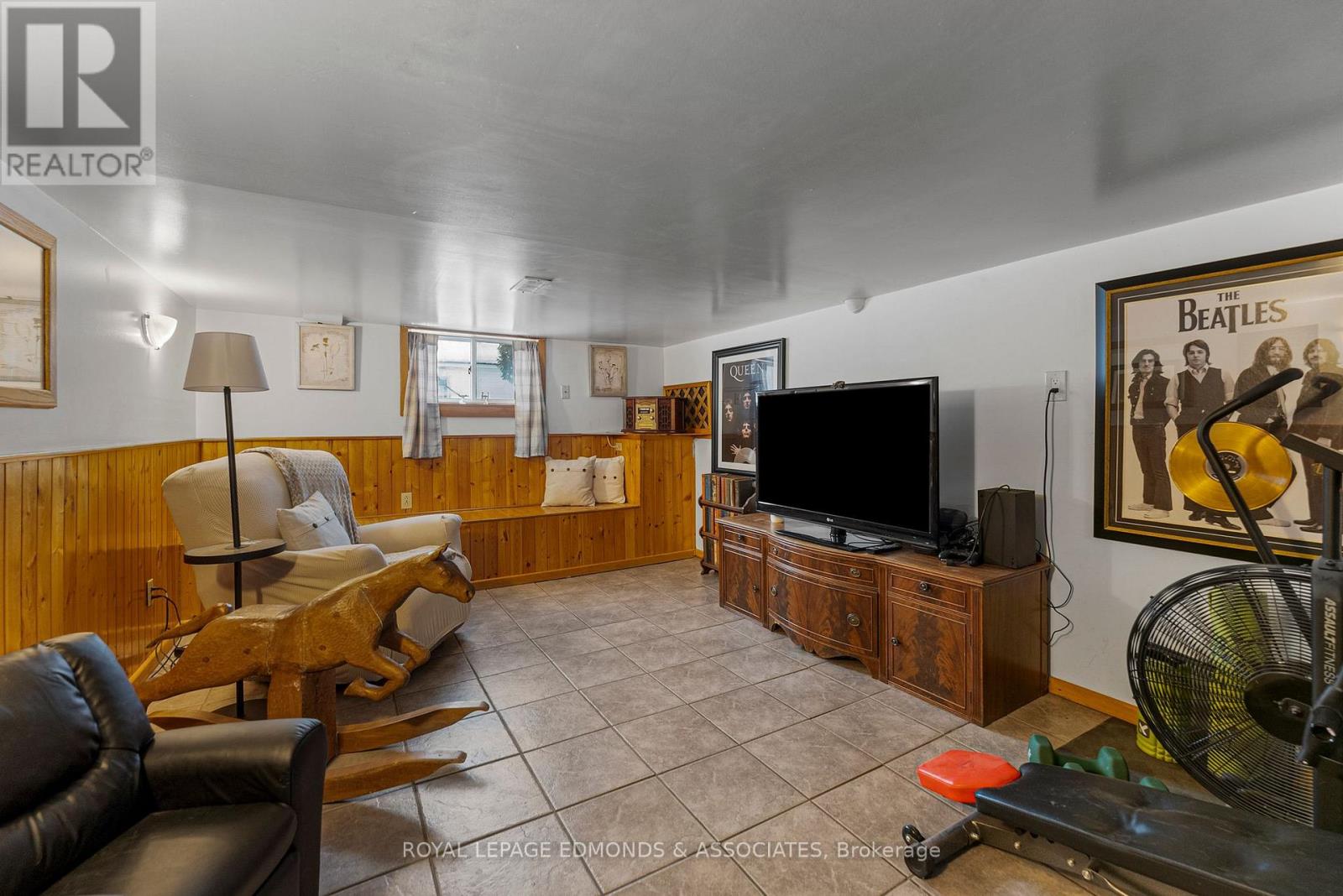 24 Ottawa Street, Laurentian Hills, Ontario  K0J 1J0 - Photo 25 - X12763304