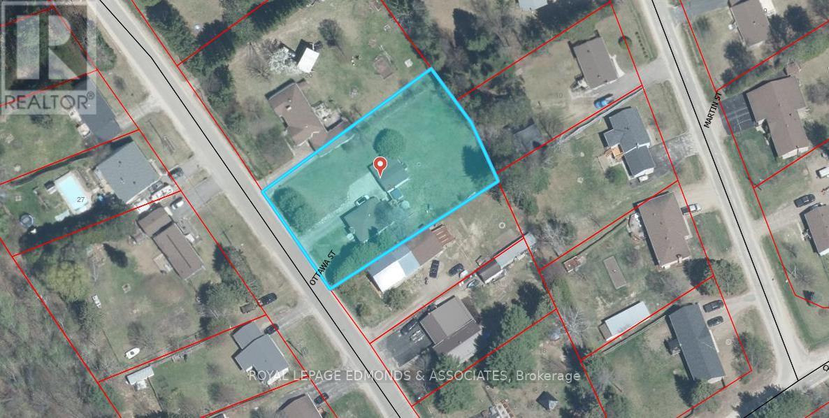 24 Ottawa Street, Laurentian Hills, Ontario  K0J 1J0 - Photo 43 - X12763304