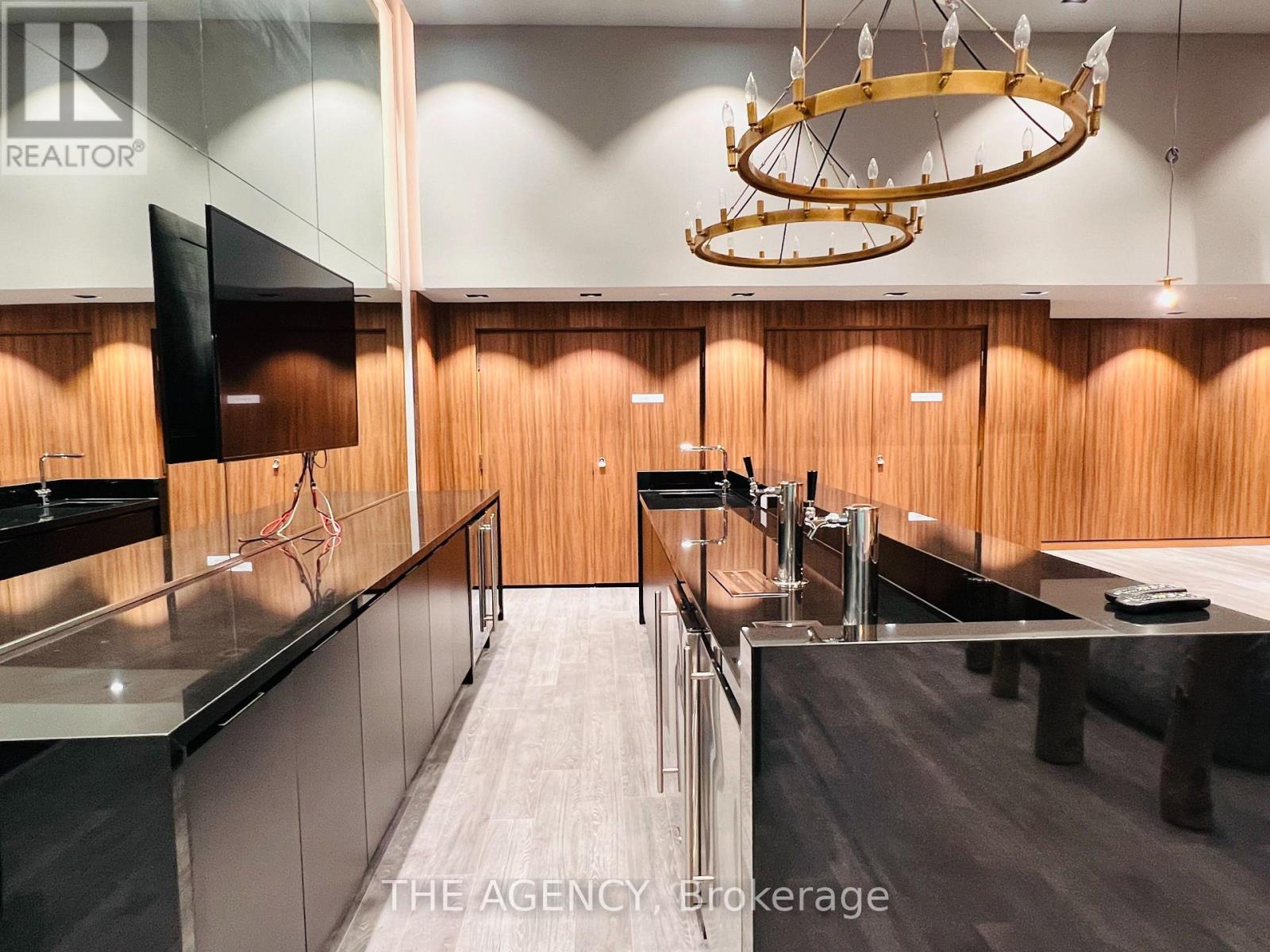 804 - 161 Roehampton Avenue, Toronto, Ontario  M4P 0C8 - Photo 28 - C12752742