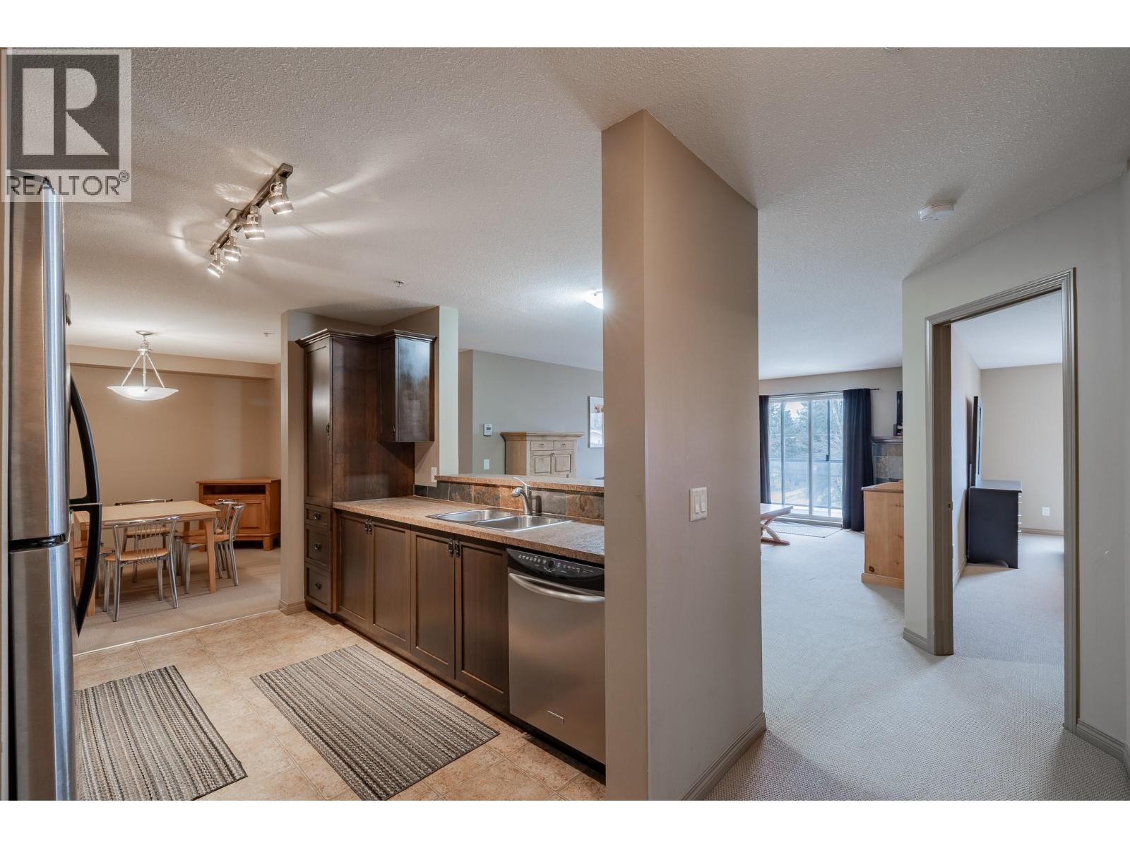 4874 Stanley Street Unit# 307, Radium Hot Springs, British Columbia