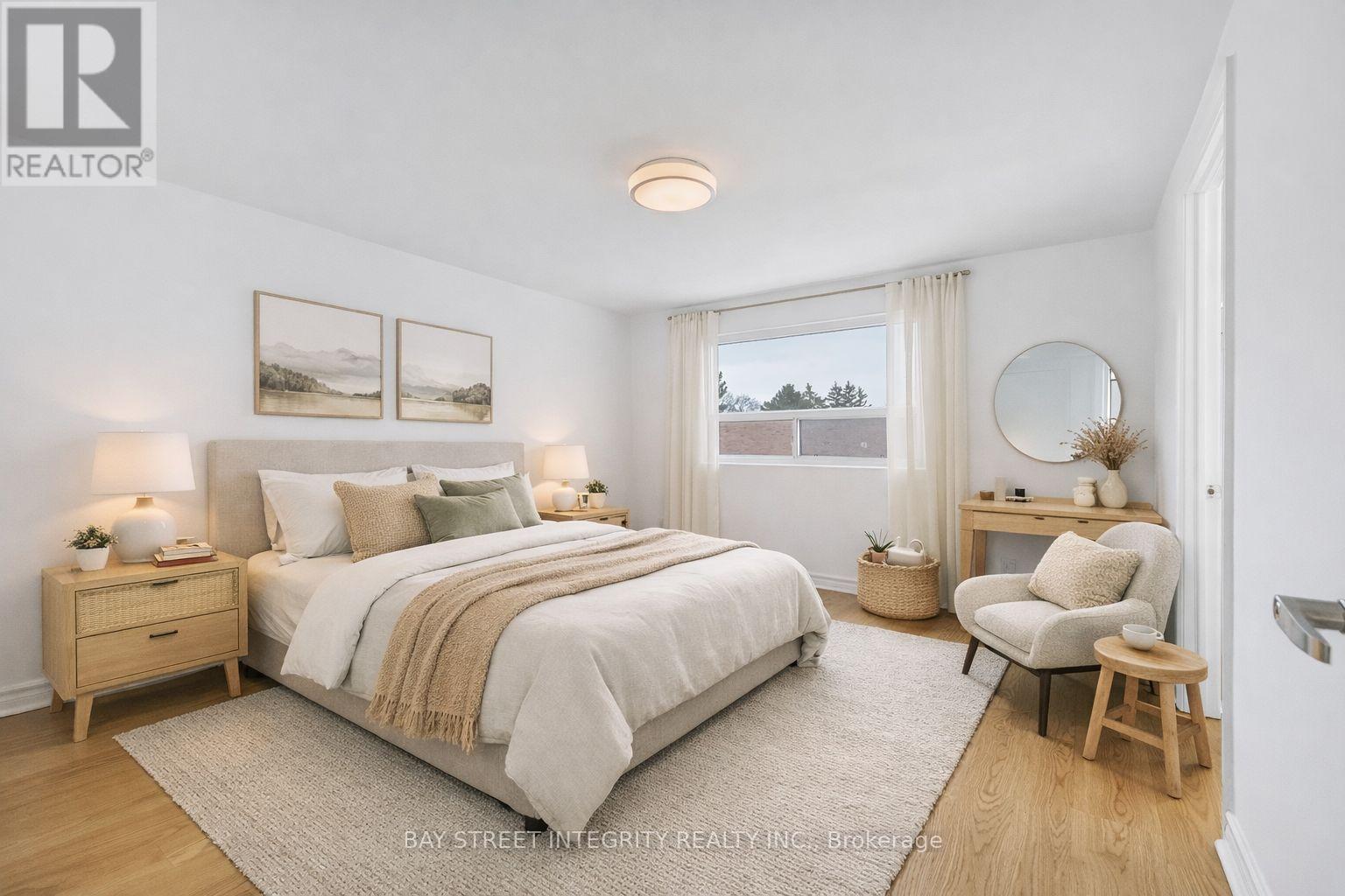 70 Elsa Vine Way, Toronto, Ontario  M2J 4H9 - Photo 25 - C12763348