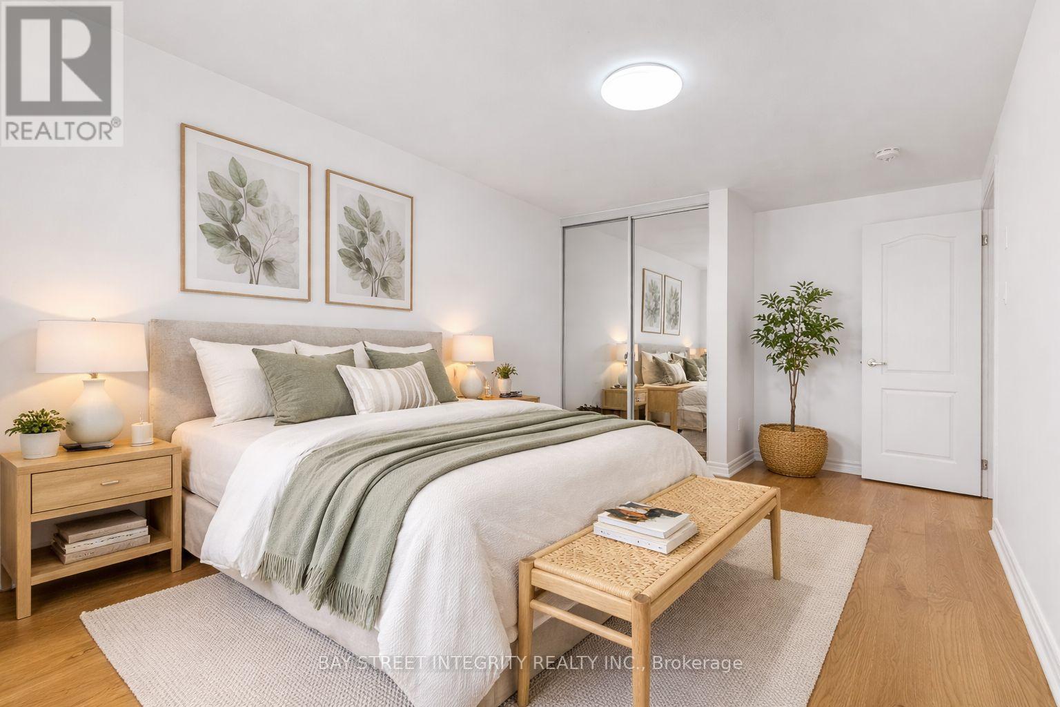 70 Elsa Vine Way, Toronto, Ontario  M2J 4H9 - Photo 29 - C12763348