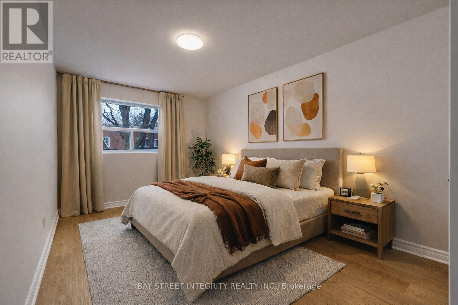 70 Elsa Vine Way, Toronto, Ontario  M2J 4H9 - Photo 33 - C12763348