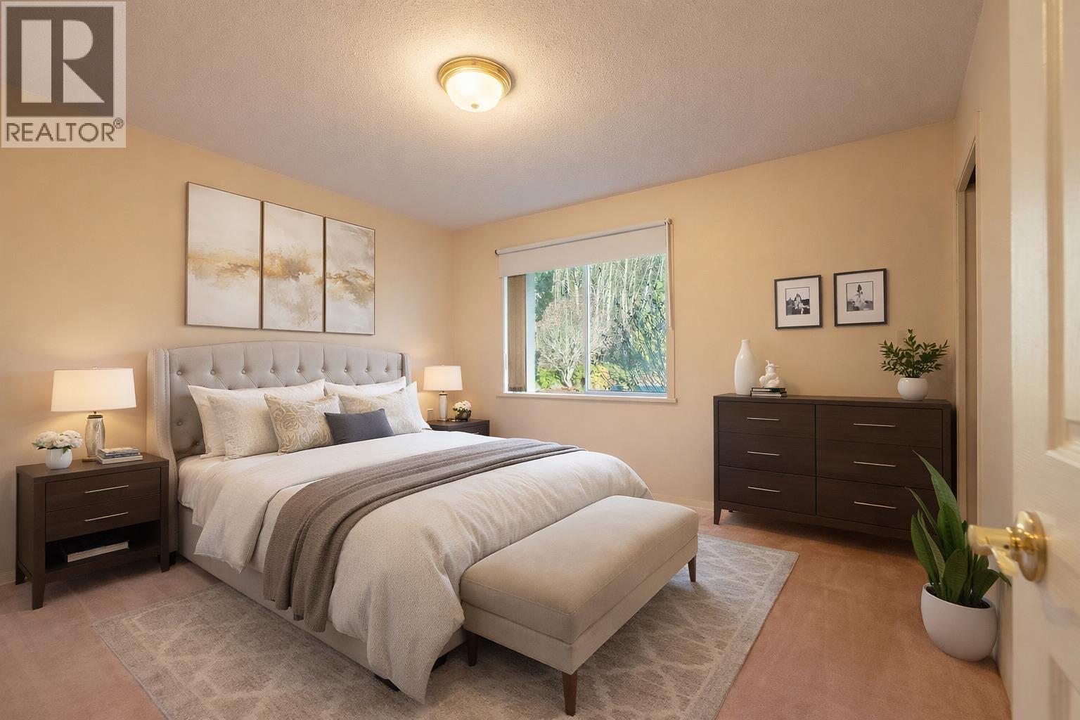 6343 Marmot Road, Sechelt, British Columbia V7Z 0L2 - Photo 15 - R3081957