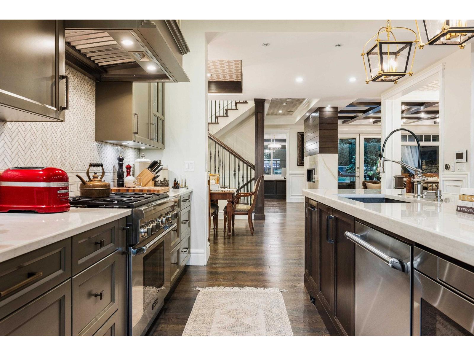 35797 Ledgeview Drive, Abbotsford, British Columbia  V3G 2Z2 - Photo 11 - R3087091