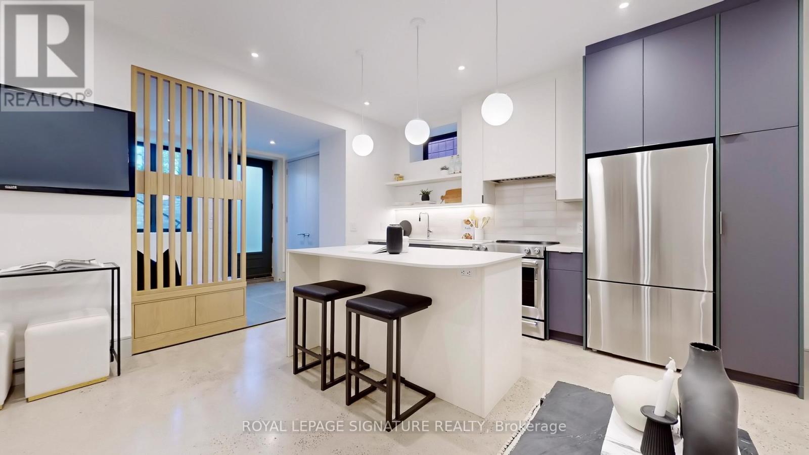 Lower - 82 Gough Avenue, Toronto, Ontario  M4K 3N8 - Photo 12 - E12763374