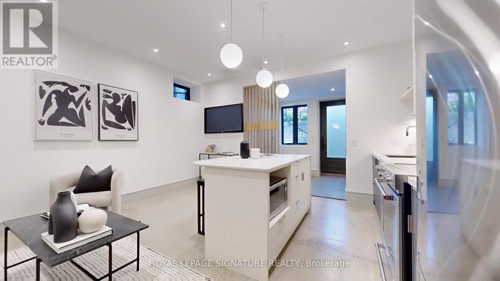 Lower - 82 Gough Avenue, Toronto, Ontario  M4K 3N8 - Photo 16 - E12763374