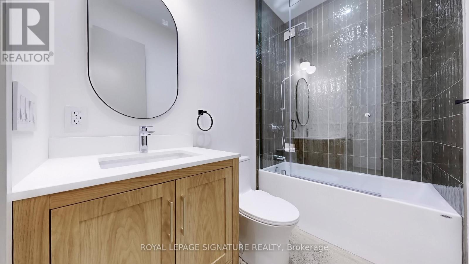 Lower - 82 Gough Avenue, Toronto, Ontario  M4K 3N8 - Photo 21 - E12763374