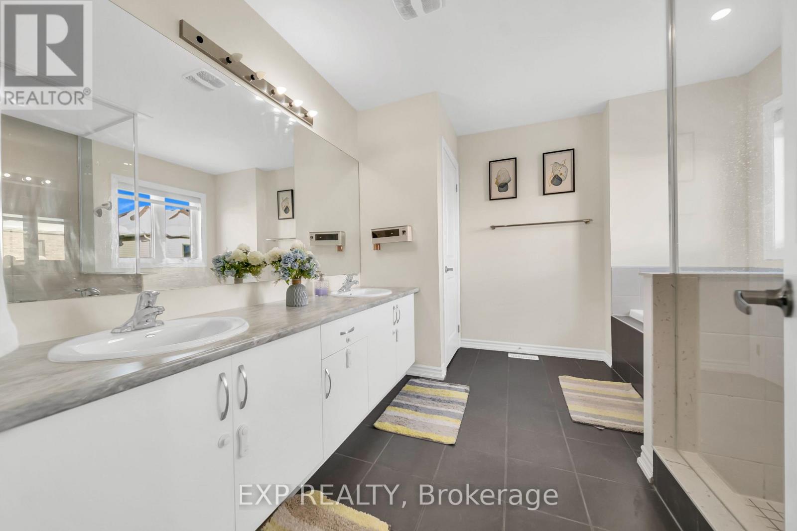 108 Durham Avenue, Barrie, Ontario  L9J 0L8 - Photo 28 - S12763386