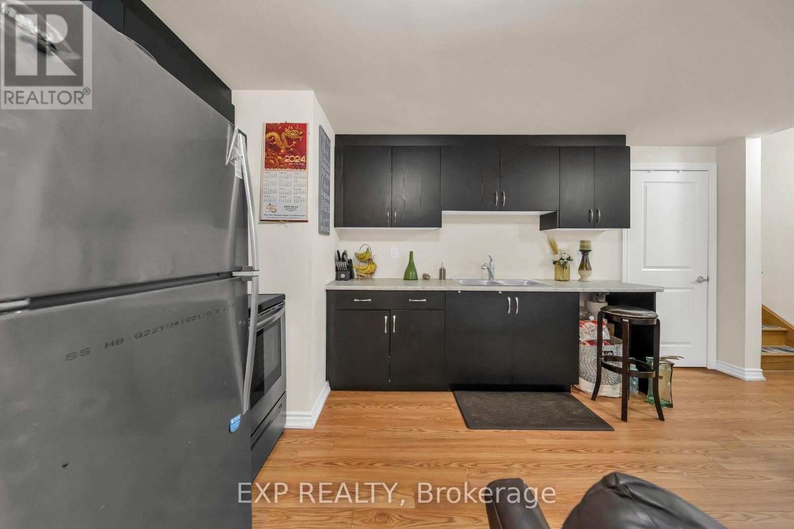 108 Durham Avenue, Barrie, Ontario  L9J 0L8 - Photo 36 - S12763386