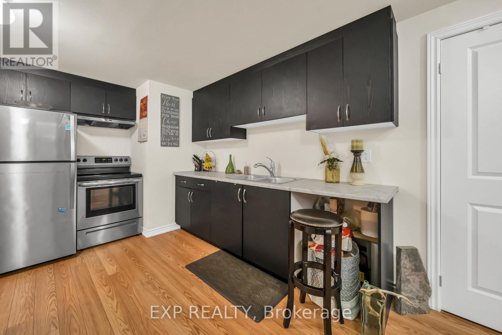 108 Durham Avenue, Barrie, Ontario  L9J 0L8 - Photo 38 - S12763386