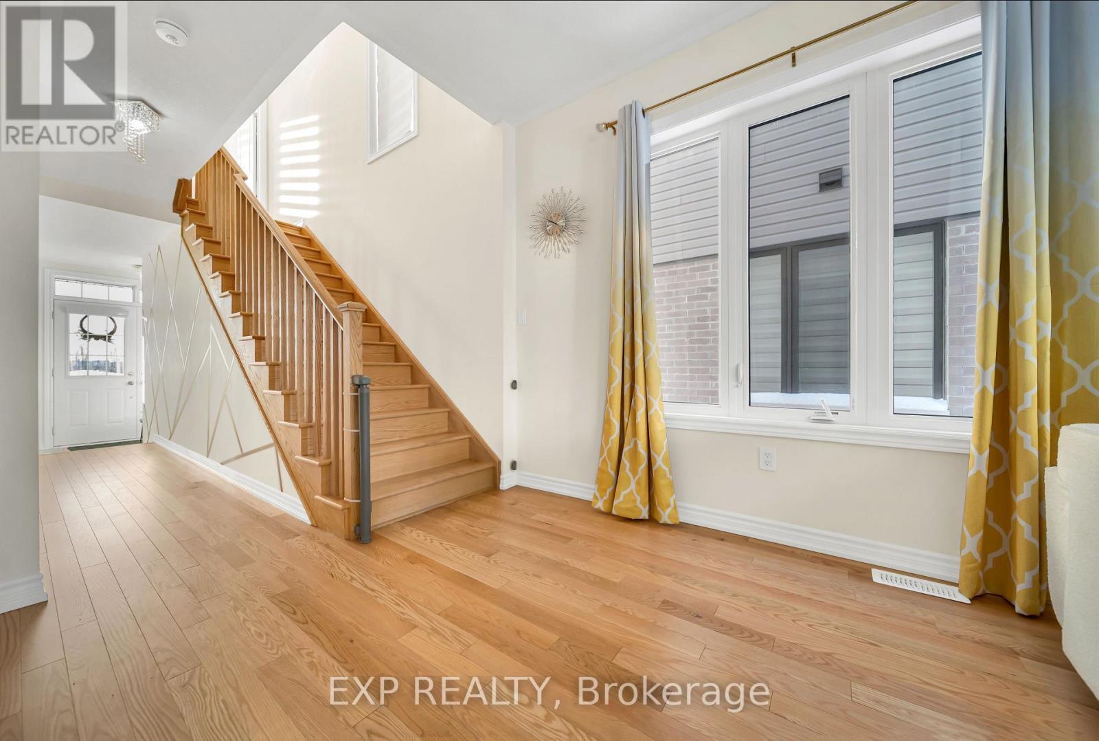 108 Durham Avenue, Barrie, Ontario  L9J 0L8 - Photo 7 - S12763386