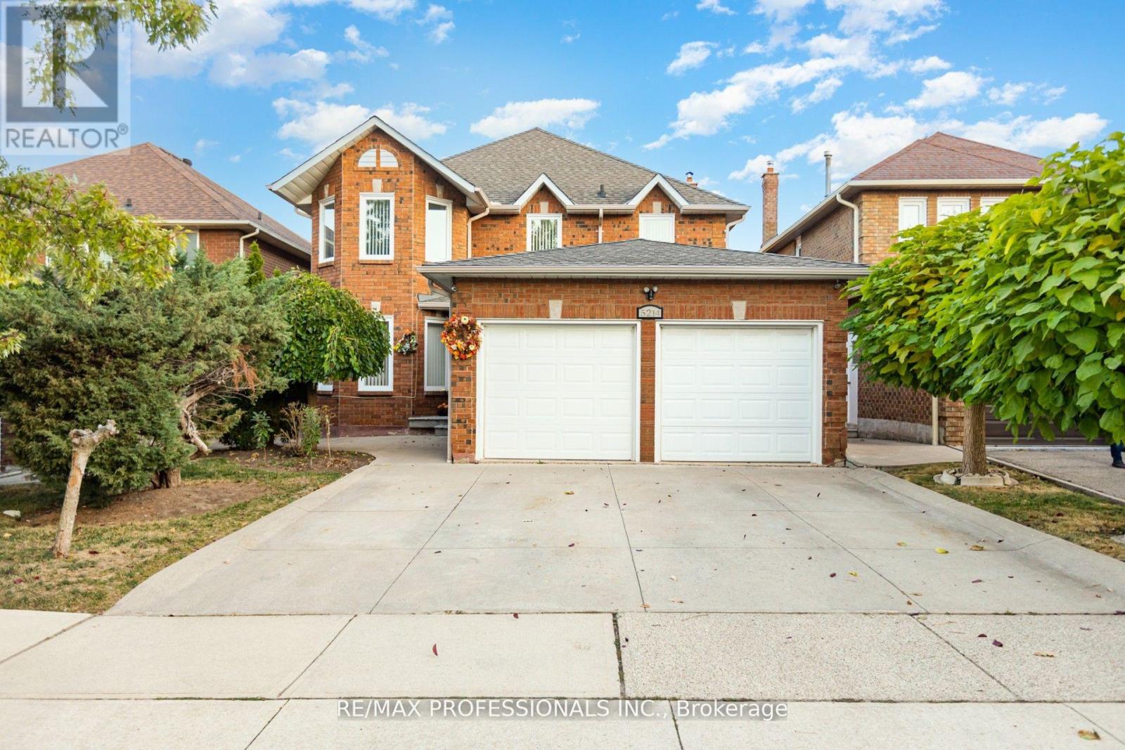 B - 5214 SPRINGBOK CRESCENT, Mississauga, Ontario