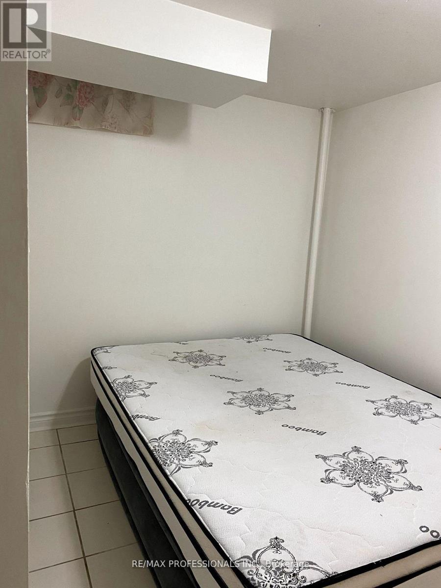 B - 5214 Springbok Crescent, Mississauga, Ontario  L4Z 3J7 - Photo 10 - W12763316