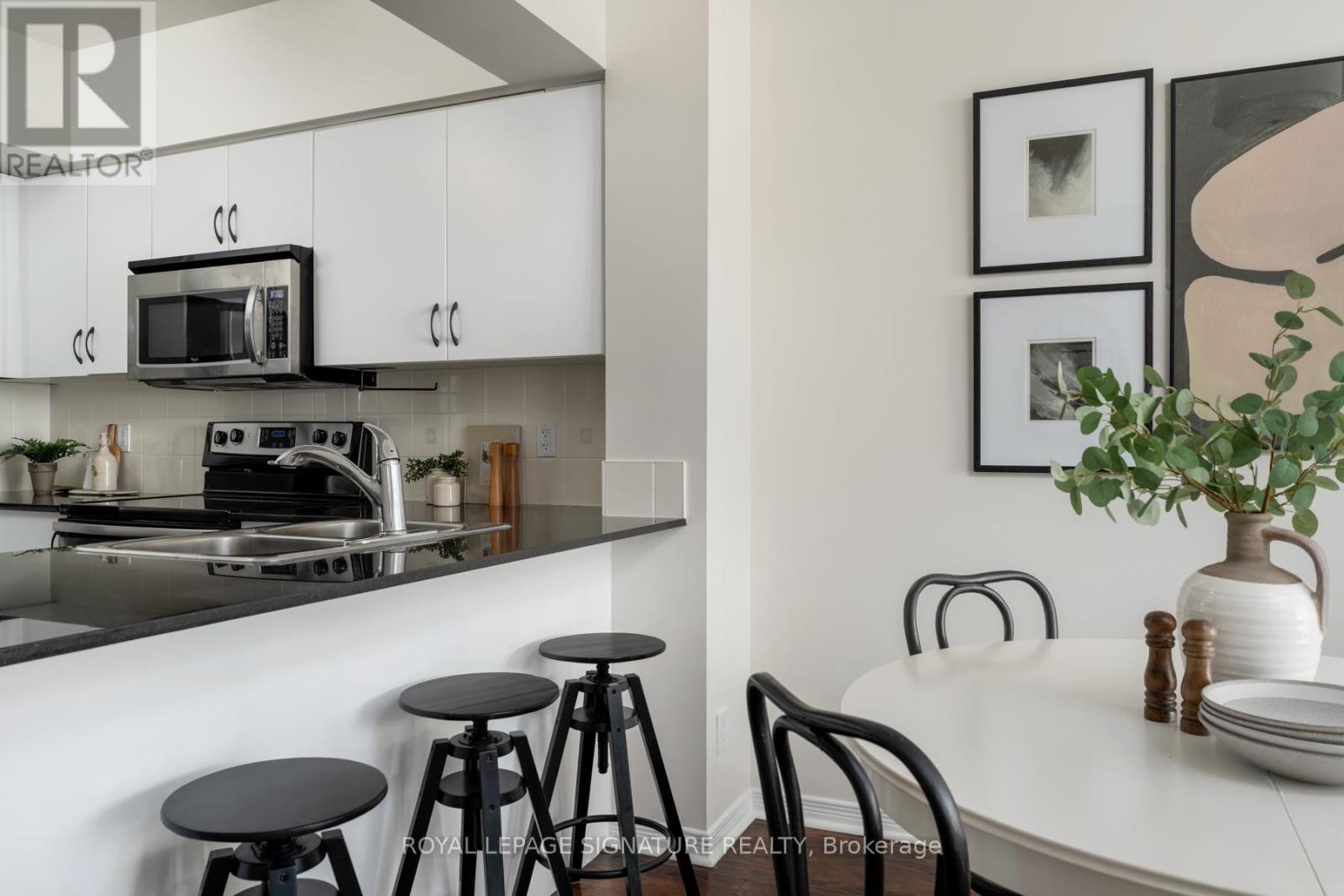 2801 - 2240 Lake Shore Boulevard W, Toronto, Ontario  M8V 0B1 - Photo 18 - W12763332