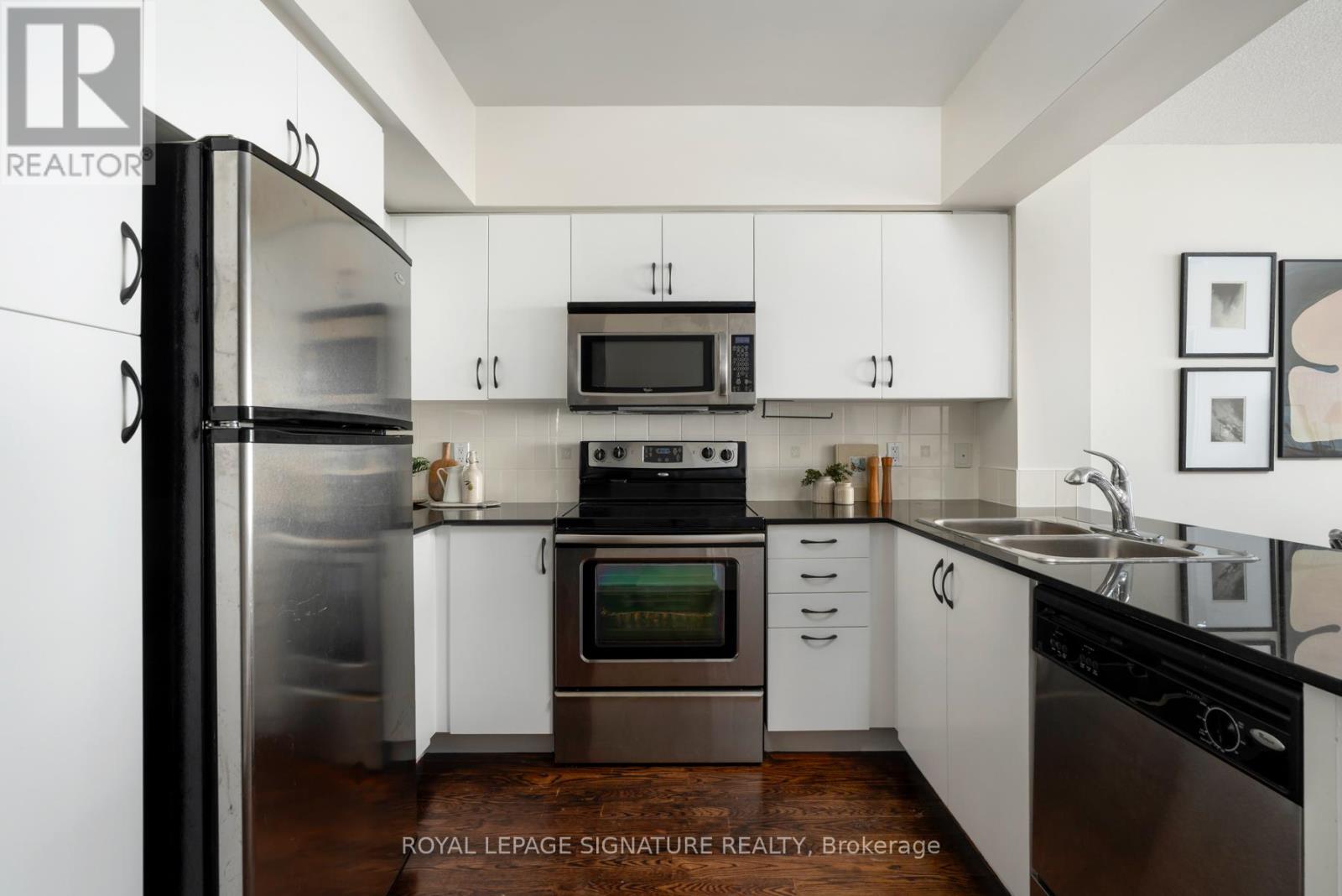 2801 - 2240 Lake Shore Boulevard W, Toronto, Ontario  M8V 0B1 - Photo 19 - W12763332