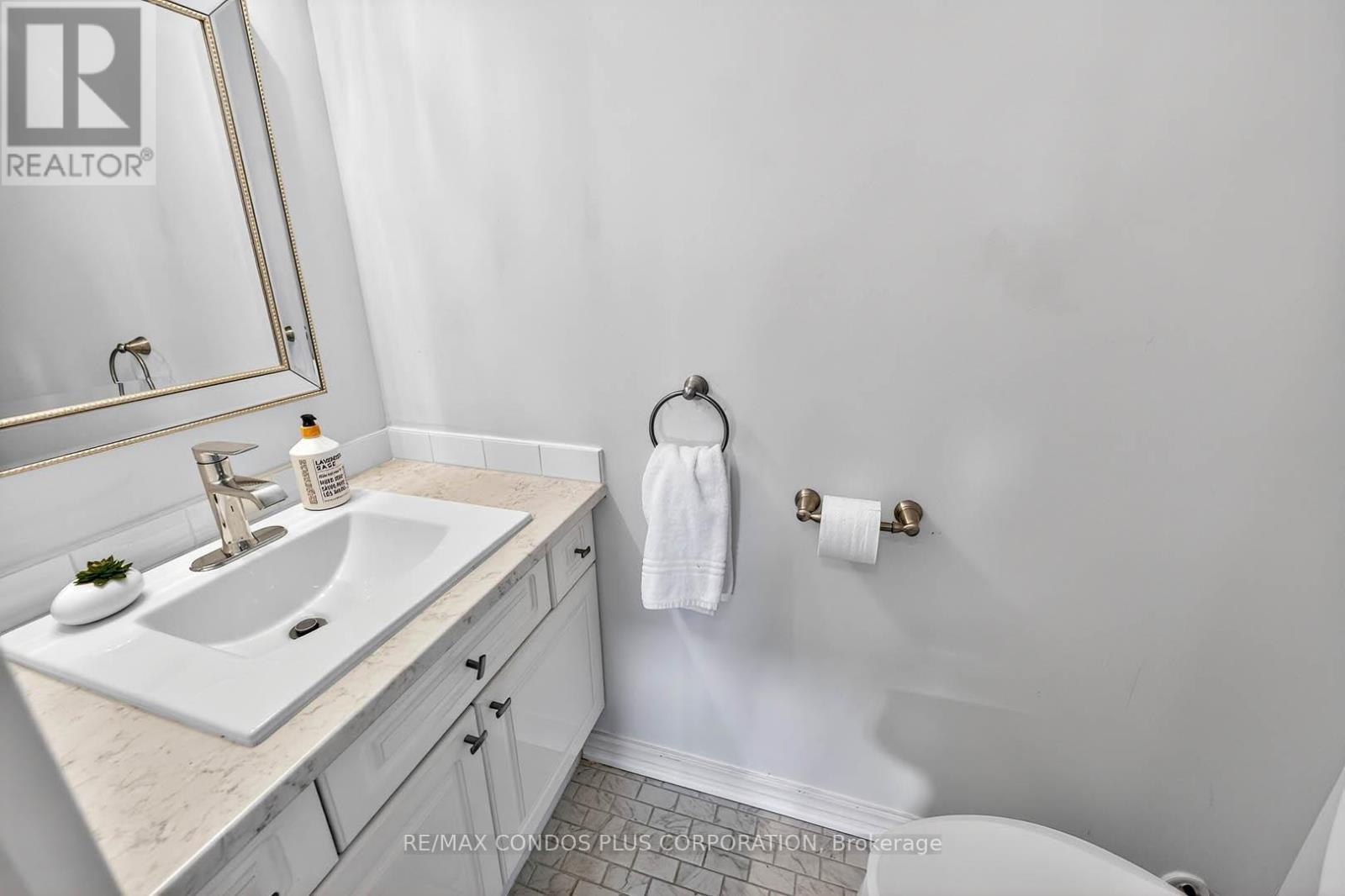 508 - 1359 White Oaks Boulevard S, Oakville, Ontario  L6H 0H3 - Photo 11 - W12763392