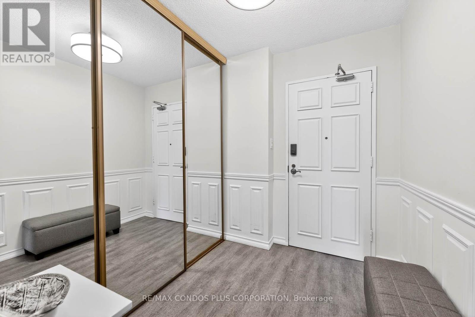 508 - 1359 White Oaks Boulevard S, Oakville, Ontario  L6H 0H3 - Photo 14 - W12763392