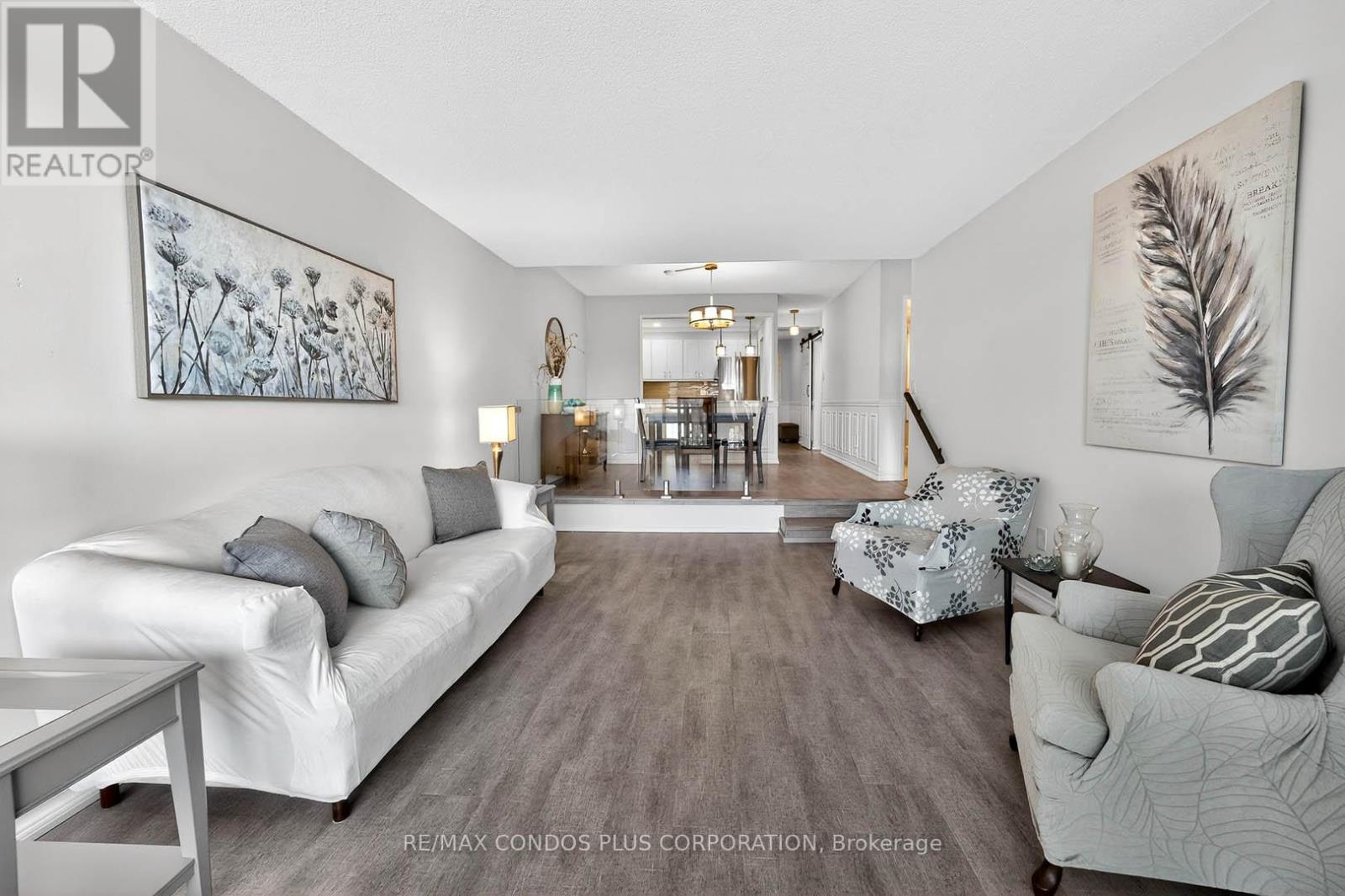 508 - 1359 White Oaks Boulevard S, Oakville, Ontario  L6H 0H3 - Photo 6 - W12763392