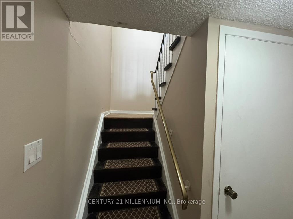 2nd Level - 183 Harold Street, Brampton, Ontario  L6Y 2G3 - Photo 3 - W12763396