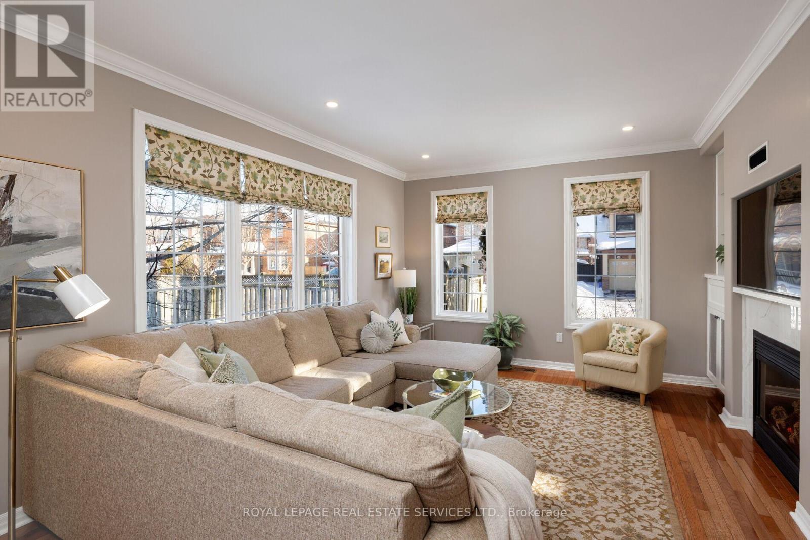 2475 Oakhaven Drive, Oakville, Ontario  L6M 4B7 - Photo 13 - W12763402