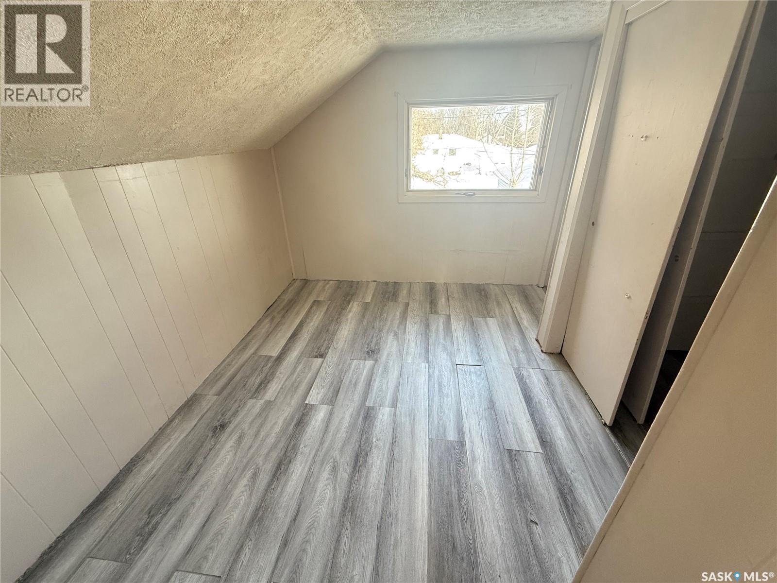 203 Centre Street, Naicam, Saskatchewan  S0K 2Z0 - Photo 10 - SK027945