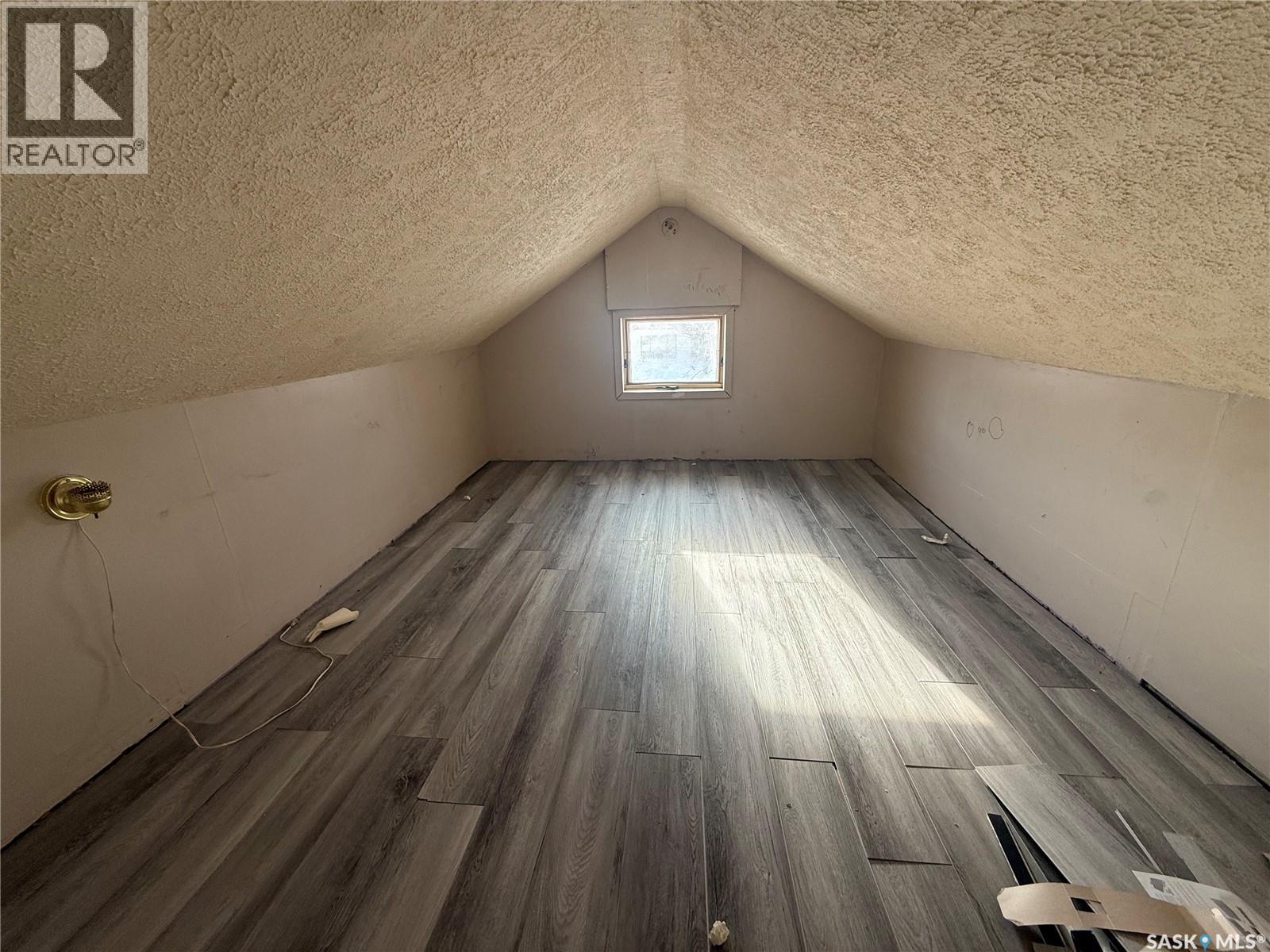 203 Centre Street, Naicam, Saskatchewan  S0K 2Z0 - Photo 11 - SK027945