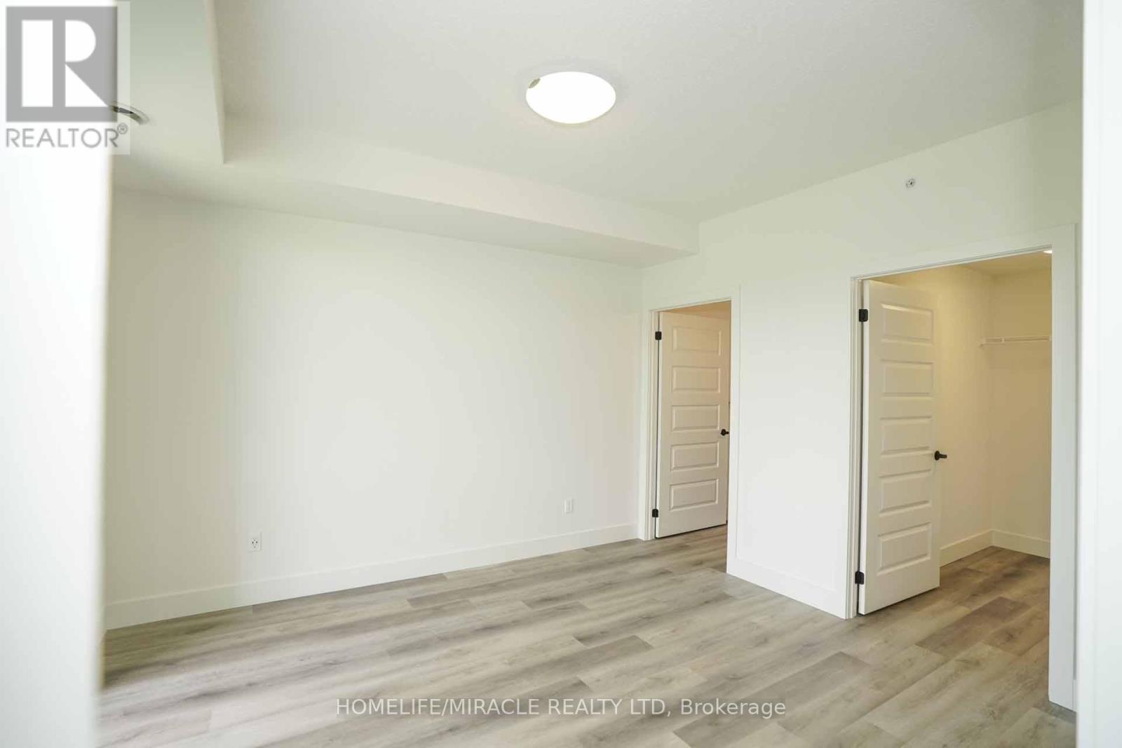 604 - 107 Roger Street, Waterloo, Ontario  N2J 0G3 - Photo 11 - X12763298