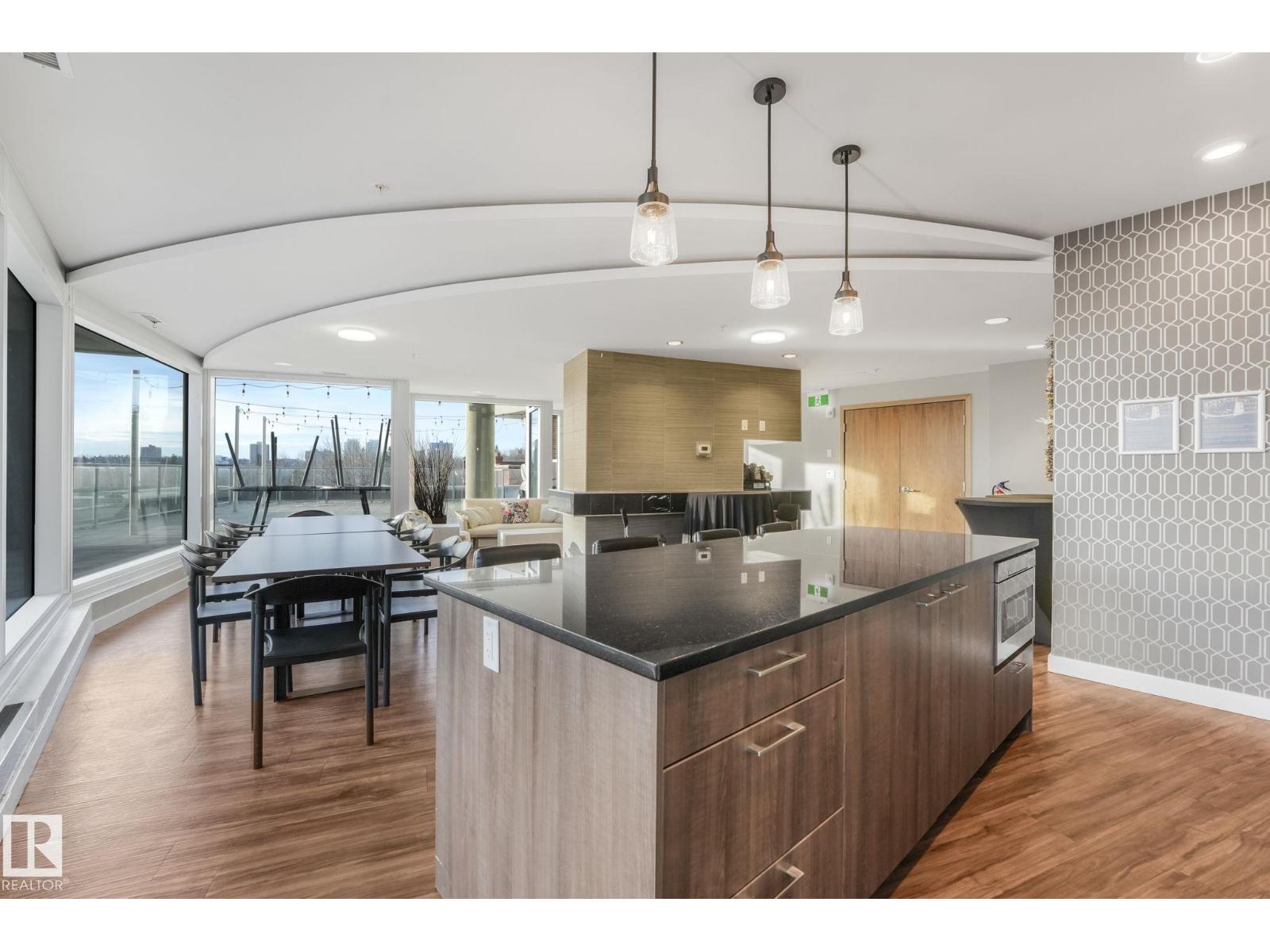 #601 9720 106 St Nw, Edmonton, Alberta  T5K 0K8 - Photo 40 - E4470381