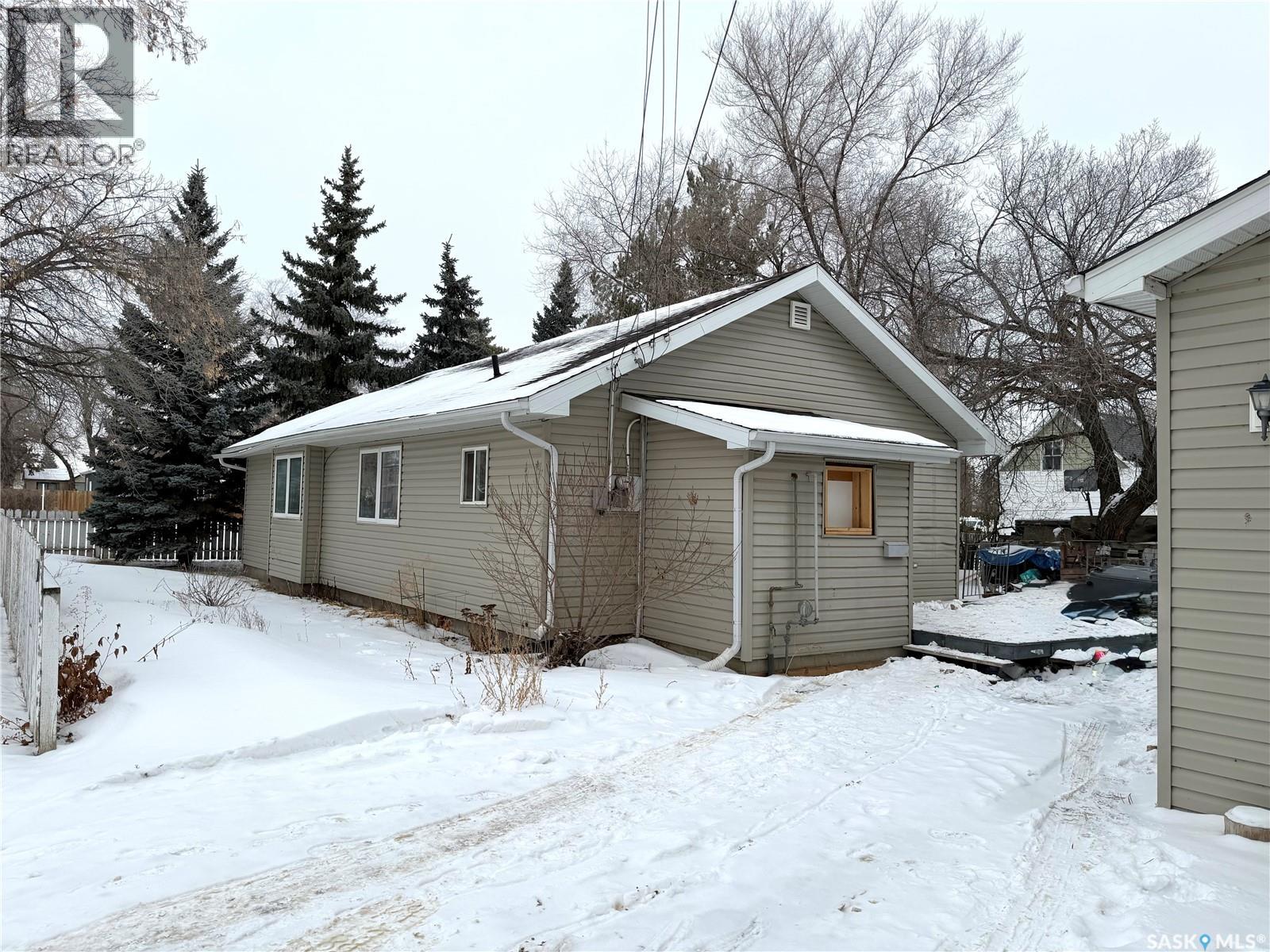 191 27th Street, Battleford, Saskatchewan  S0M 0E0 - Photo 16 - SK028024