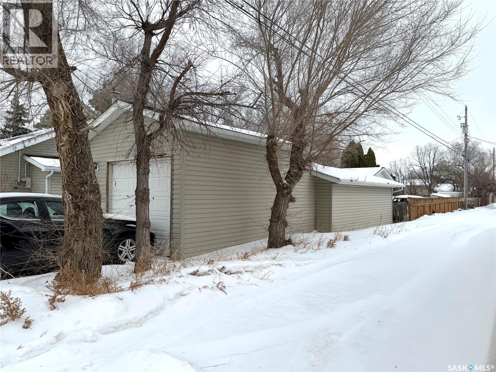 191 27th Street, Battleford, Saskatchewan  S0M 0E0 - Photo 17 - SK028024