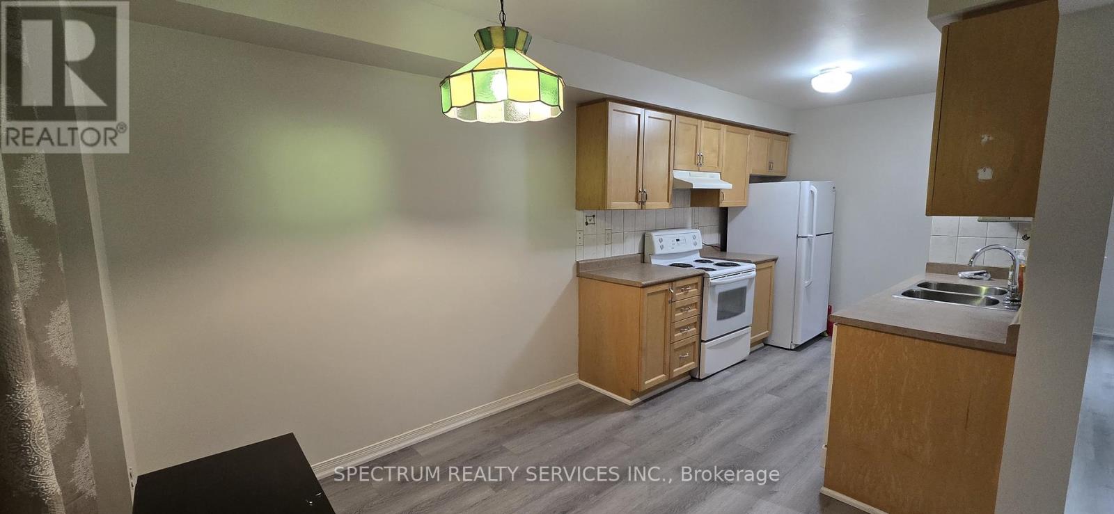 3475 Angel Pass Drive, Mississauga, Ontario  L5M 7N5 - Photo 7 - W12754960