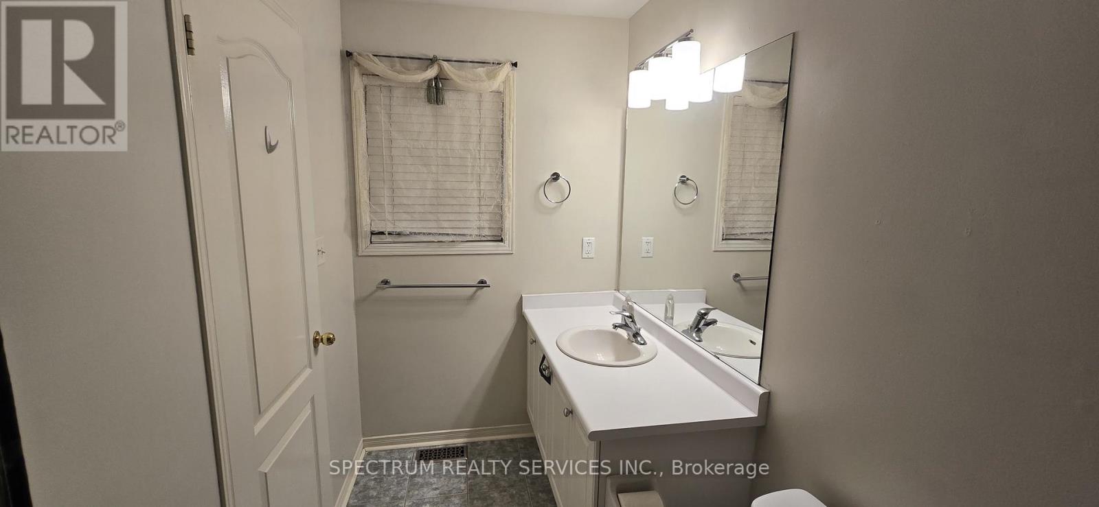 3475 Angel Pass Drive, Mississauga, Ontario  L5M 7N5 - Photo 11 - W12754960