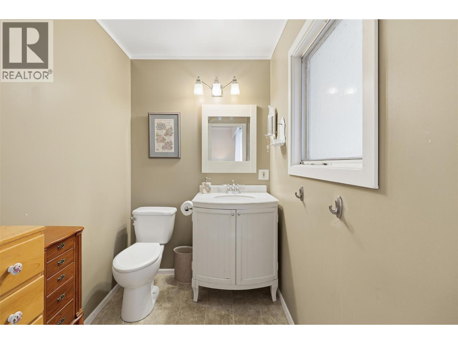 2163 Parker Drive, Merritt, British Columbia  V1K 1J1 - Photo 26 - 10375049