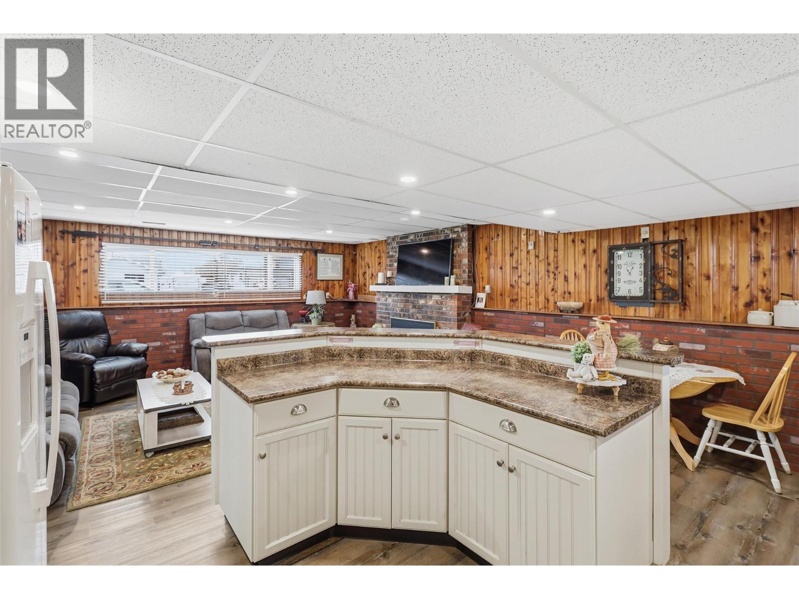 2163 Parker Drive, Merritt, British Columbia  V1K 1J1 - Photo 40 - 10375049