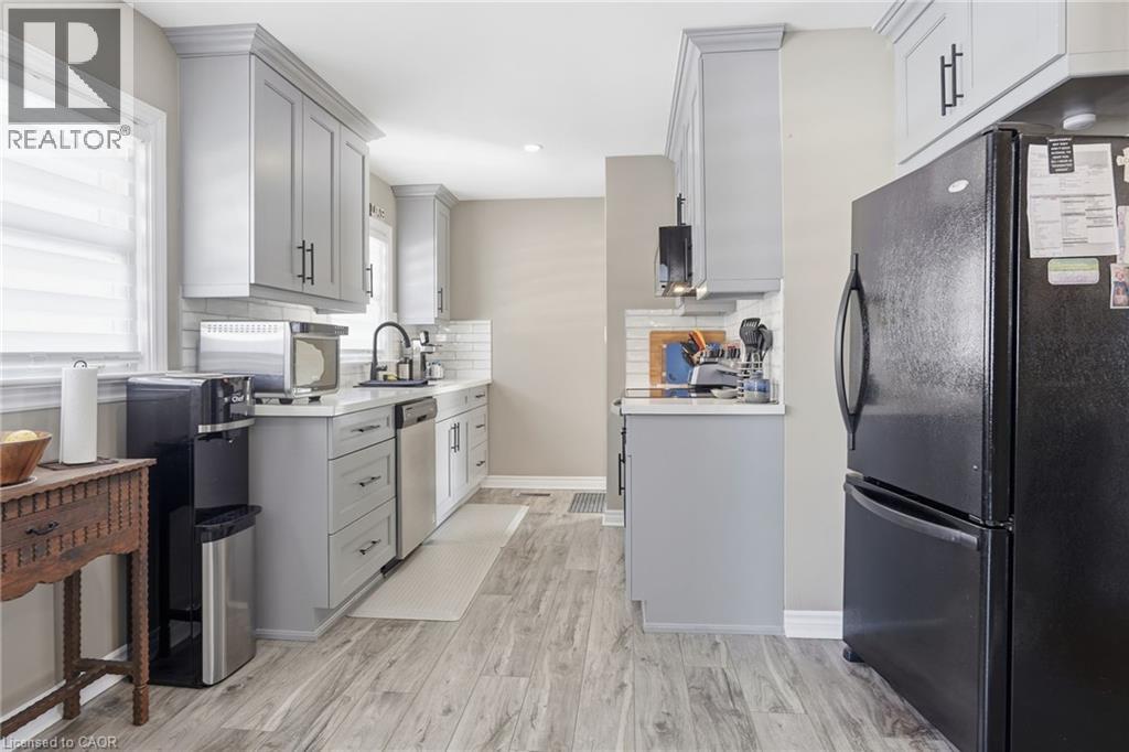 99 Forks Road, Welland, Ontario  L3B 5K4 - Photo 9 - 40802907