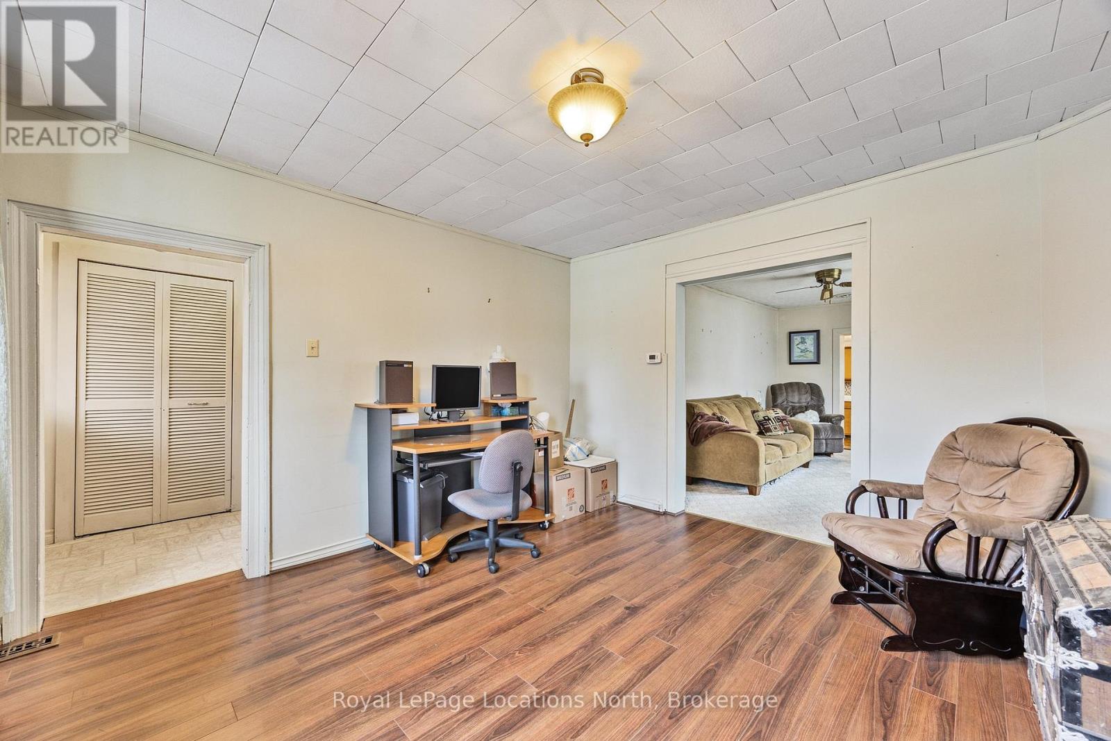 163 Henry Street, Meaford, Ontario  N4L 1E1 - Photo 7 - X12763494