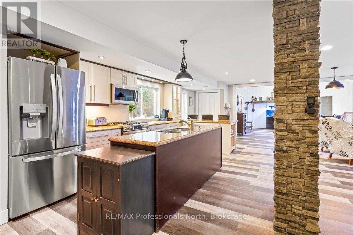 1030 All Seasons Court, Algonquin Highlands, Ontario  K0M 1S0 - Photo 11 - X12763594