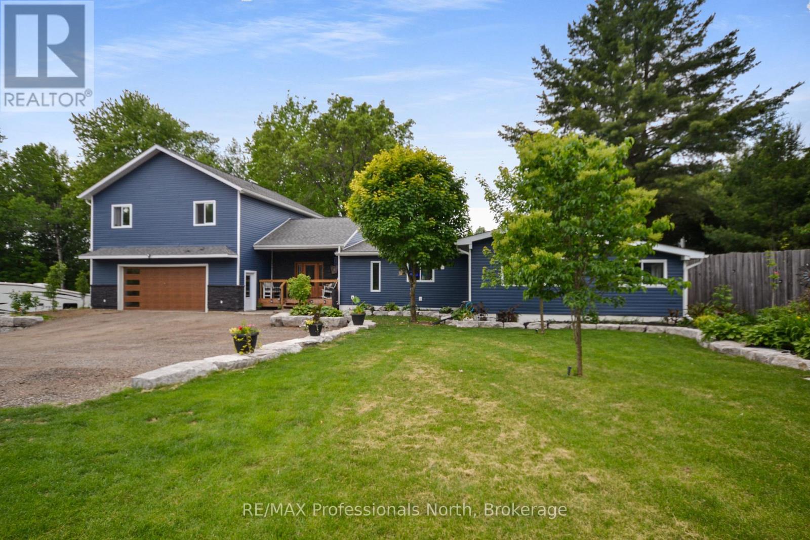 1030 All Seasons Court, Algonquin Highlands, Ontario  K0M 1S0 - Photo 3 - X12763594