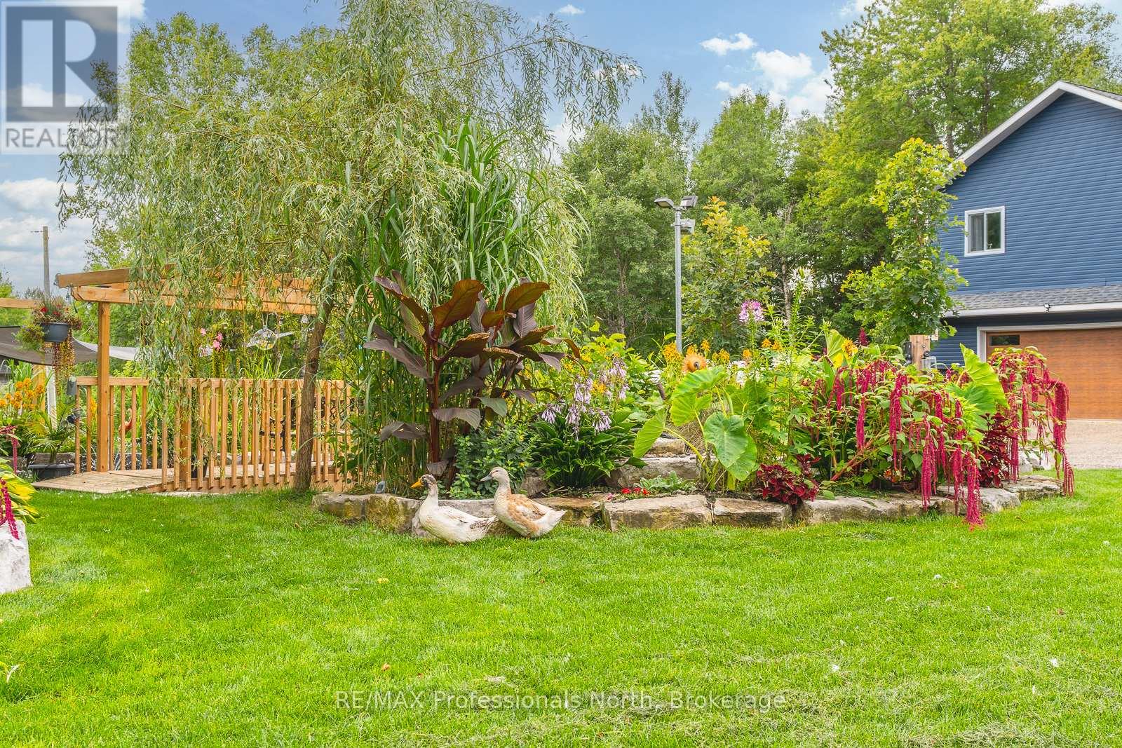 1030 All Seasons Court, Algonquin Highlands, Ontario  K0M 1S0 - Photo 39 - X12763594