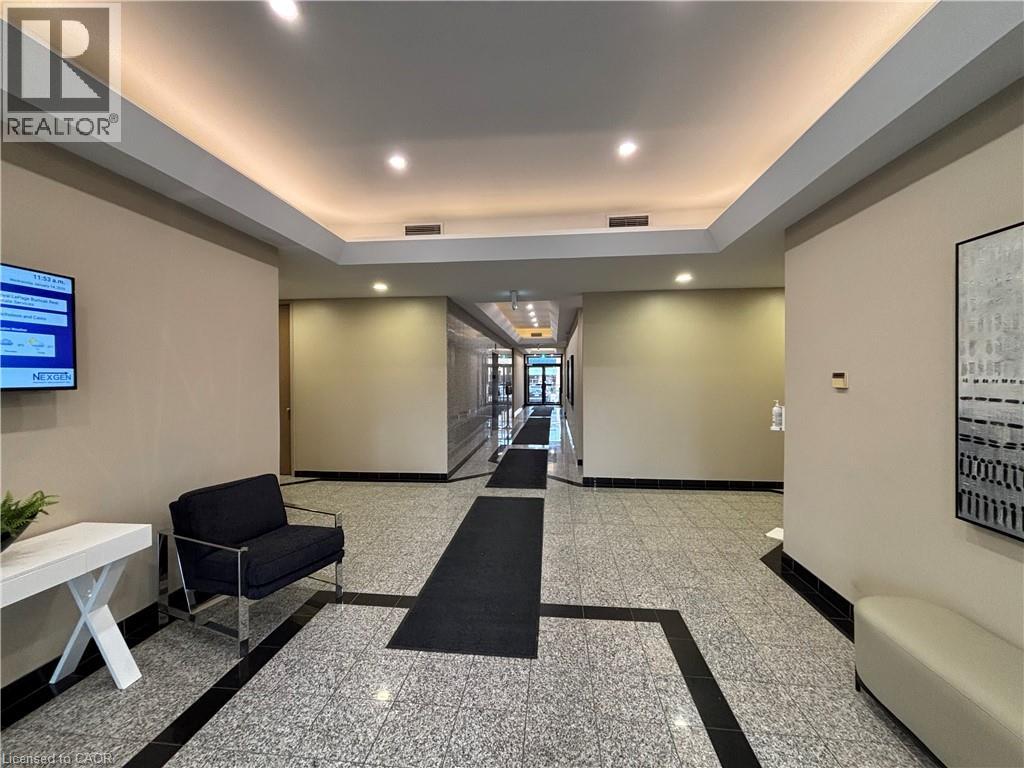 3060 Mainway Unit# 201, Burlington, Ontario  L7M 3X1 - Photo 2 - 40798911