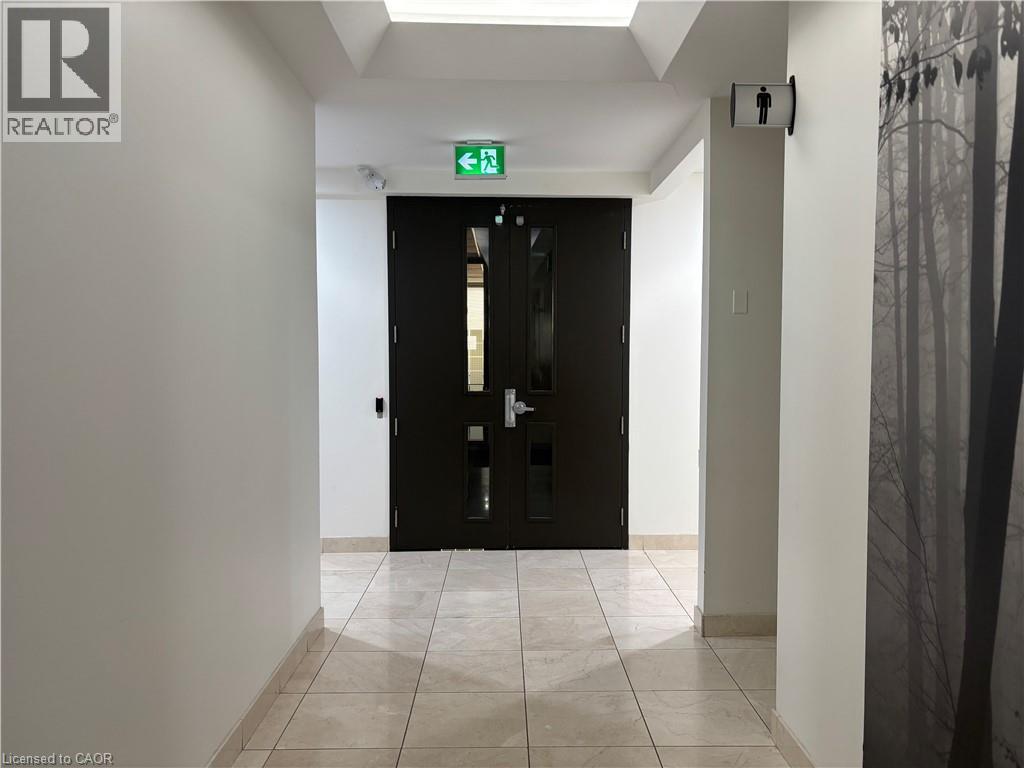 3060 Mainway Unit# 201, Burlington, Ontario  L7M 3X1 - Photo 3 - 40798911