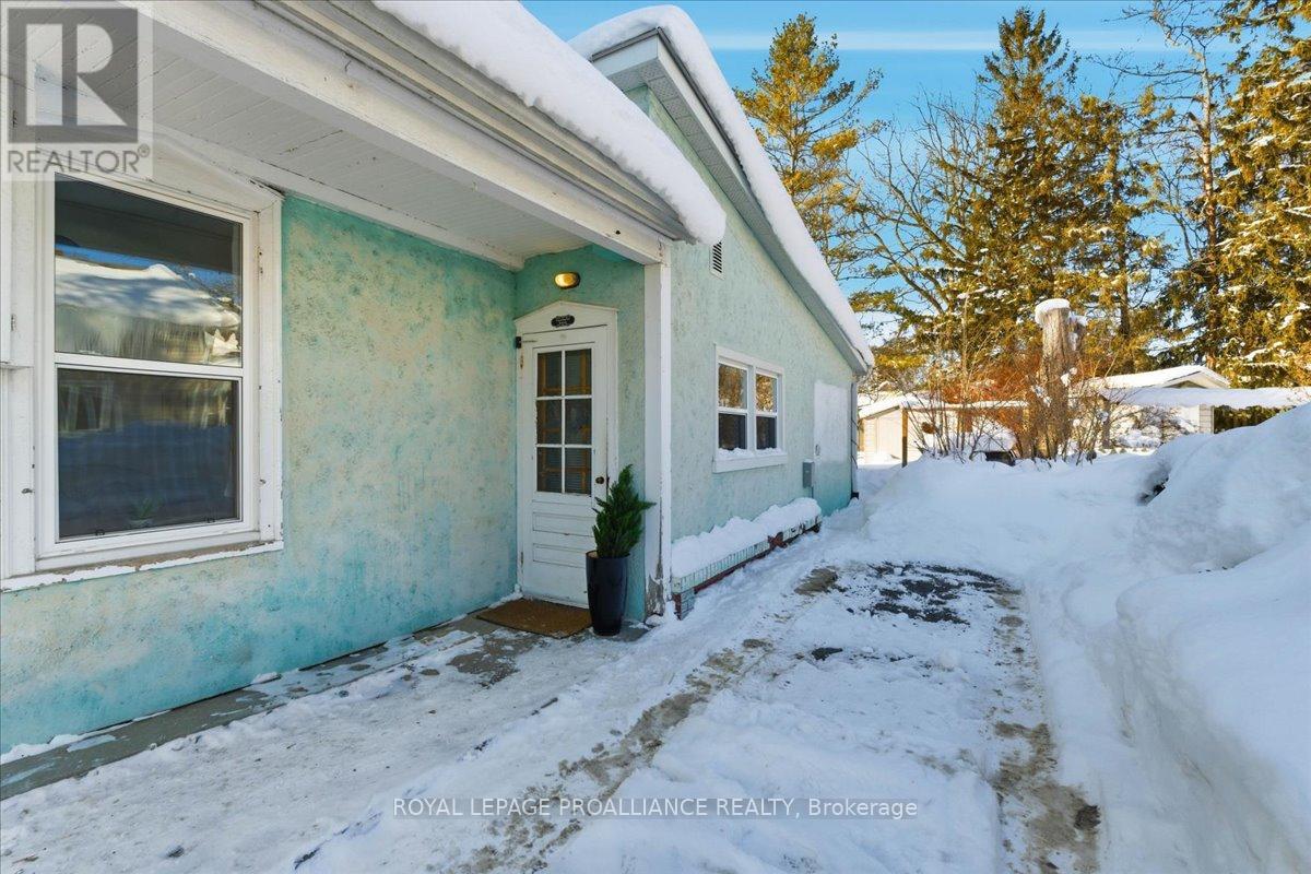 17 King Street, Prince Edward County (Picton Ward), Ontario  K0K 2T0 - Photo 6 - X12763532
