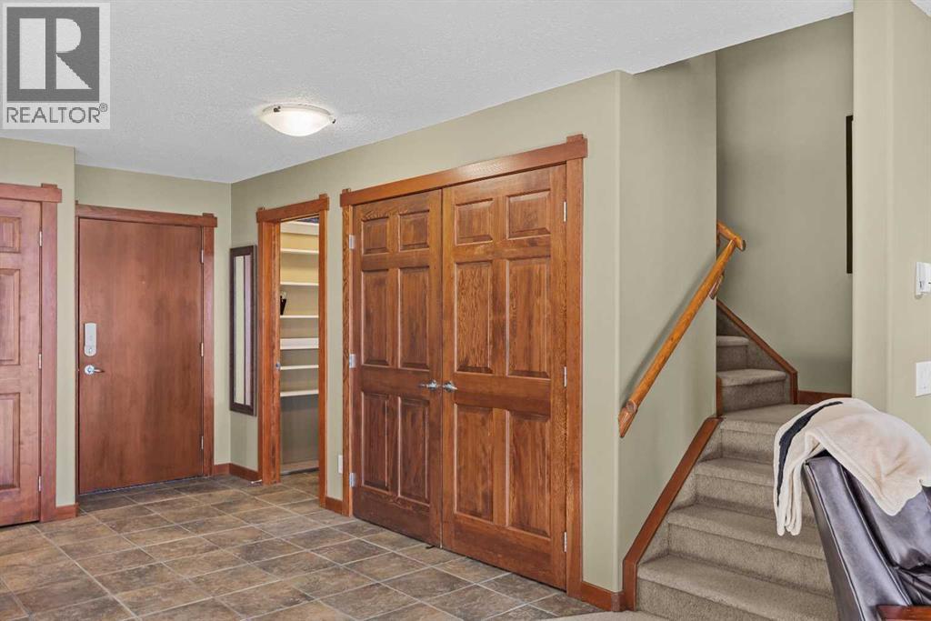 318, 170 Crossbow Place, Canmore, Alberta  T1W 3H4 - Photo 23 - A2279913