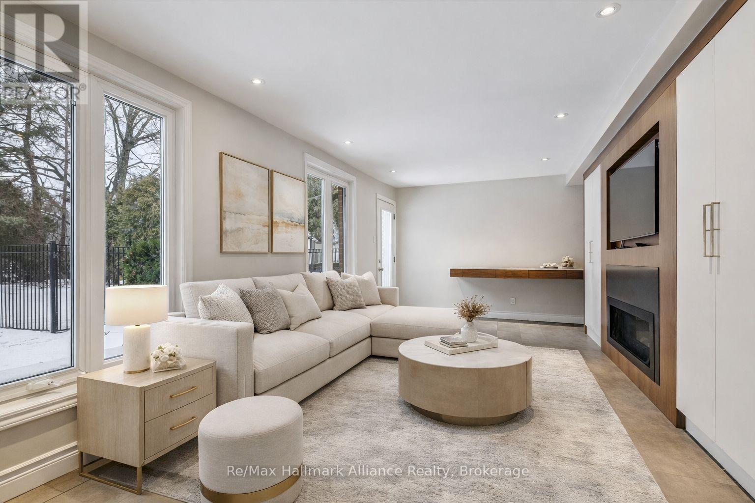 1188 Carey Road, Oakville, Ontario  L6J 2E4 - Photo 9 - W12671708