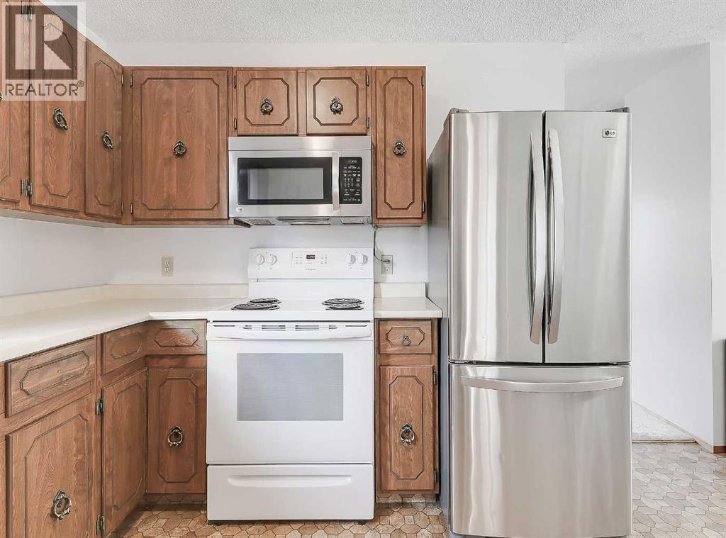 147 Erin Ridge Road Se, Calgary, Alberta  T2B 2W2 - Photo 12 - A2284198