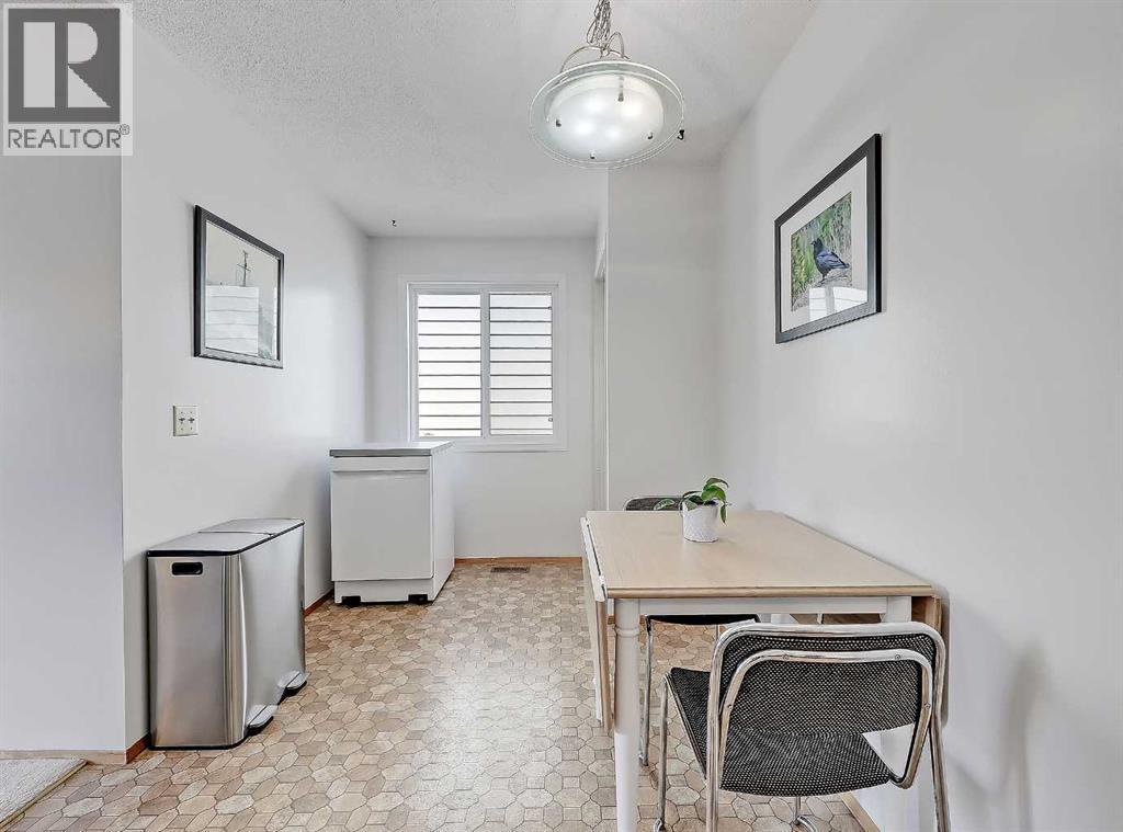 147 Erin Ridge Road Se, Calgary, Alberta  T2B 2W2 - Photo 13 - A2284198