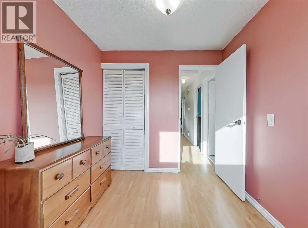 147 Erin Ridge Road Se, Calgary, Alberta  T2B 2W2 - Photo 25 - A2284198