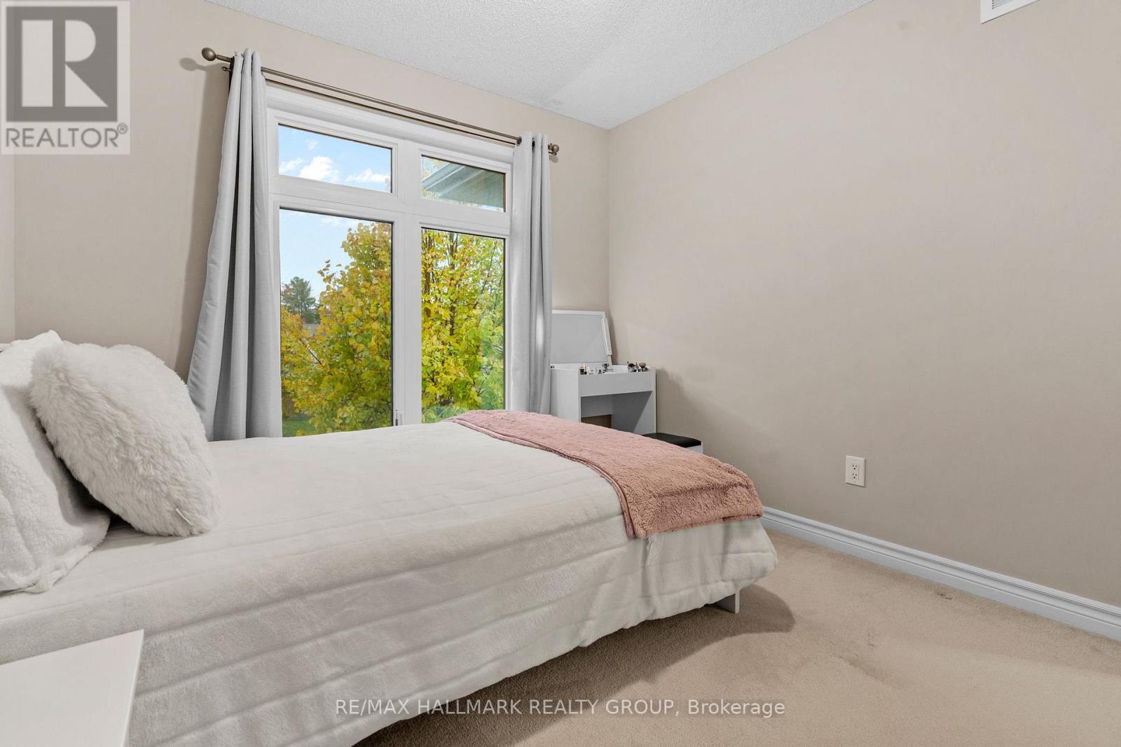 938 Fletcher Circle, Ottawa, Ontario  K2T 0B7 - Photo 28 - X12763444