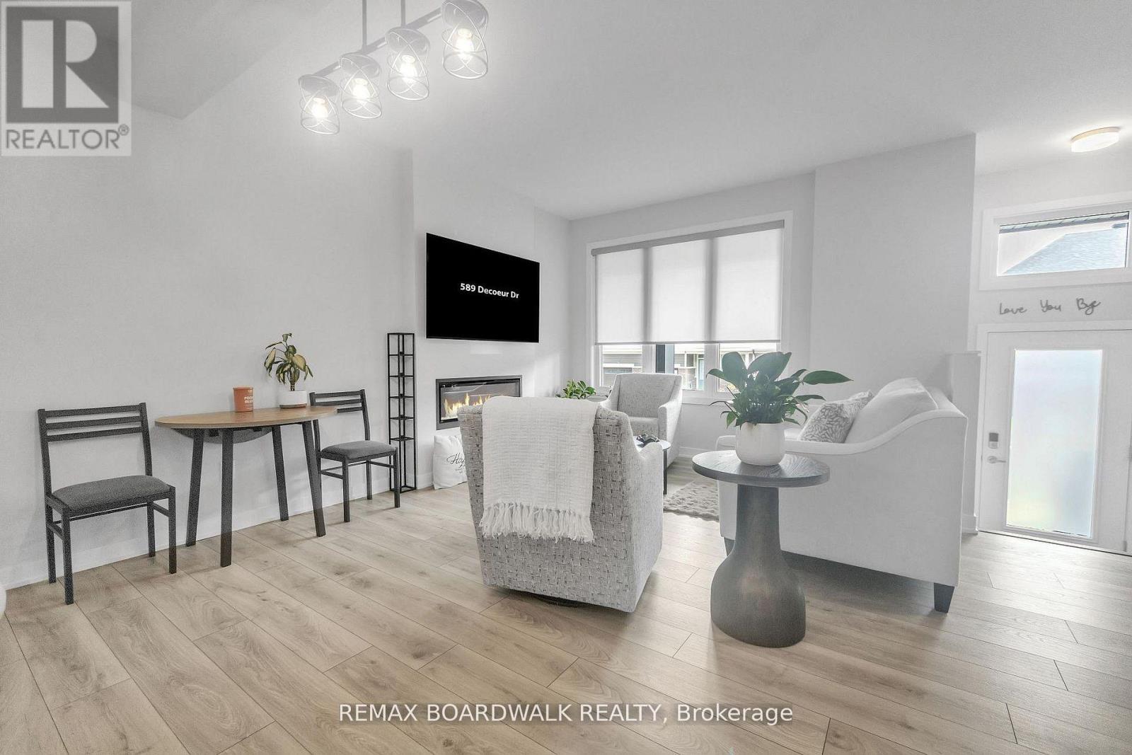 189 Beebalm Crescent, Ottawa, Ontario  K2J 7G9 - Photo 6 - X12763576